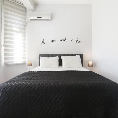 Gorgeous Flat Near Osmanbey Metro Station Lägenhet Istanbul