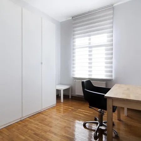 Appartement Gorgeous Flat Near Osmanbey Metro Station Istanboel